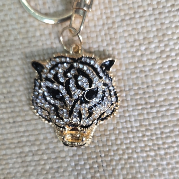 Gold and Black Tiger Key Holder - Picture 5 of 6